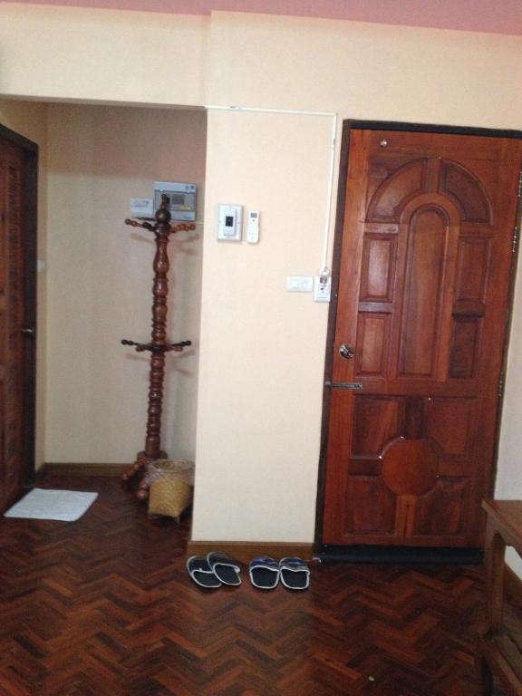 Chok-Wasana Guest House Mae Sariang Habitación foto