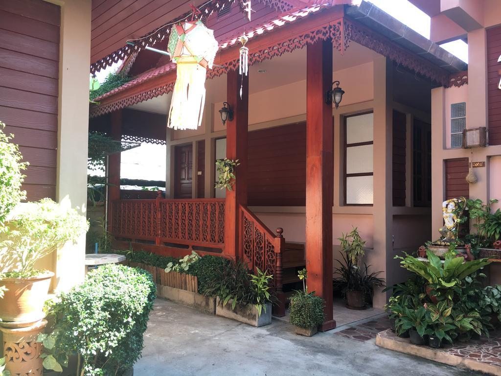 Chok-Wasana Guest House Mae Sariang Exterior foto