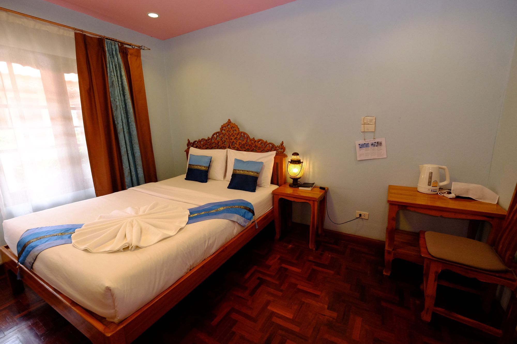 Chok-Wasana Guest House Mae Sariang Exterior foto
